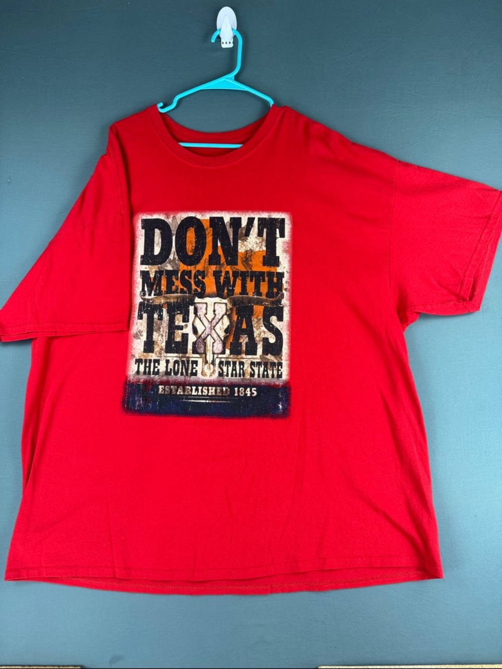 Don't Mess With Texas Graphic Tee - Red